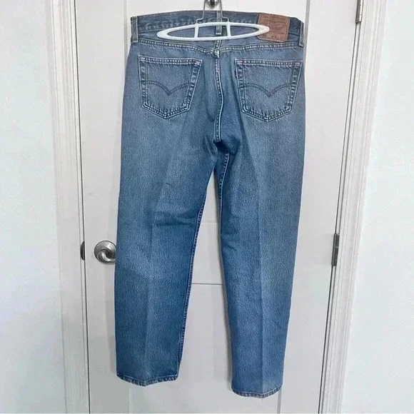 501 0015 Levi Jeans 36 x 30 Medium Wash Button fly Men’s jeans - Picture 3 of 12